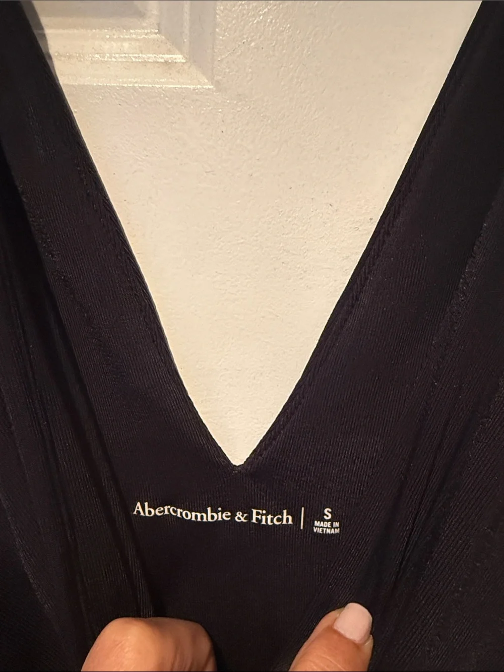 Abercrombie & Fitch sleek black